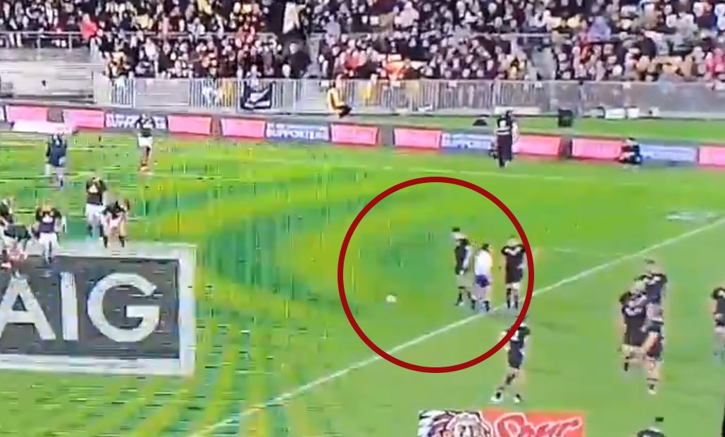 beauden-barrett